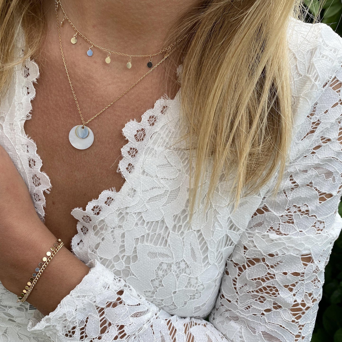 Collier plaque or