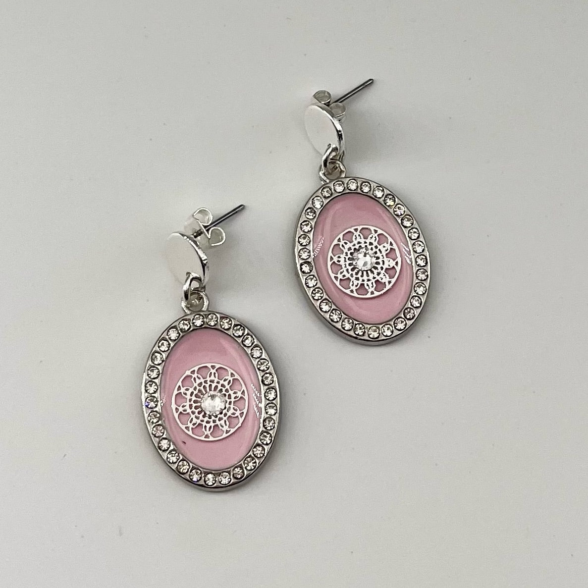 Boucles argentées émaillées Paula - cristaux swarovski ROSE