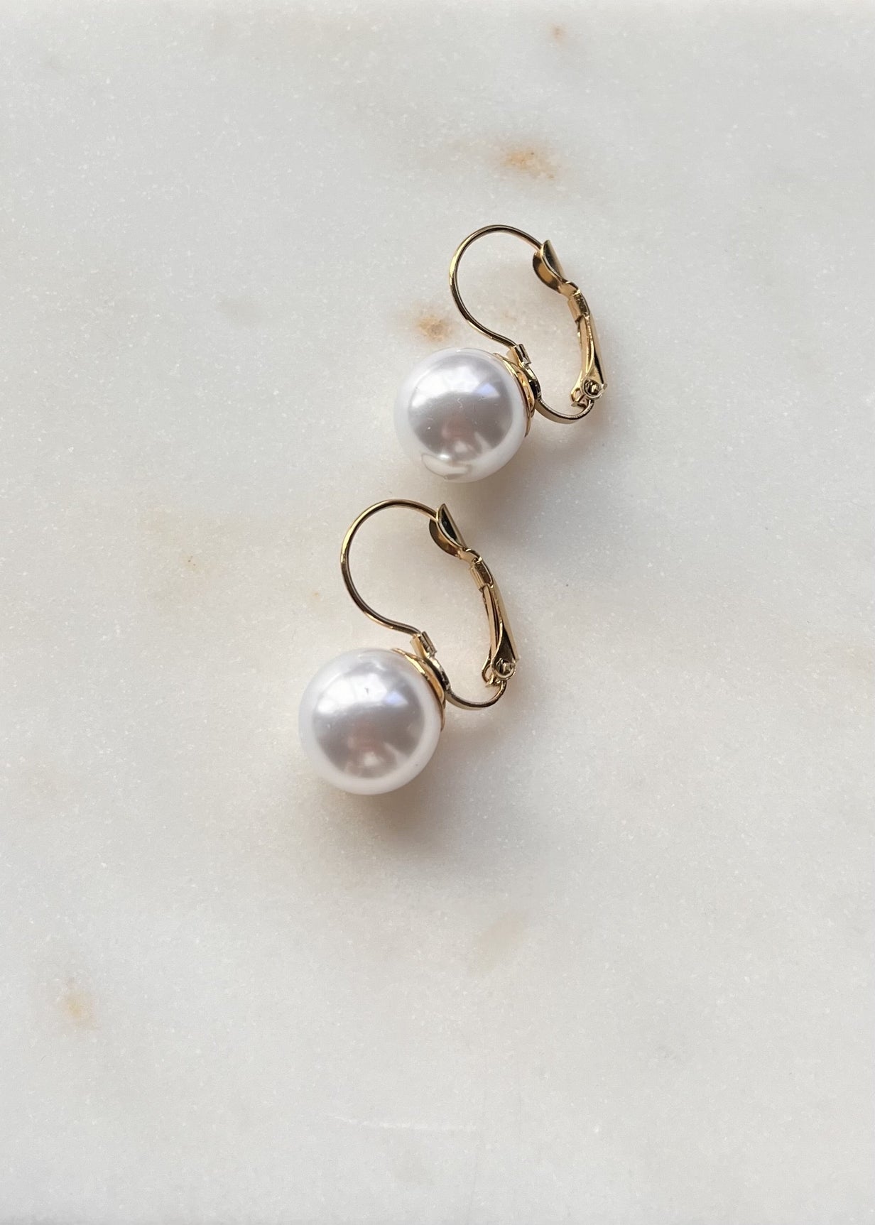 Boucles d'oreilles dormeuses PERLE