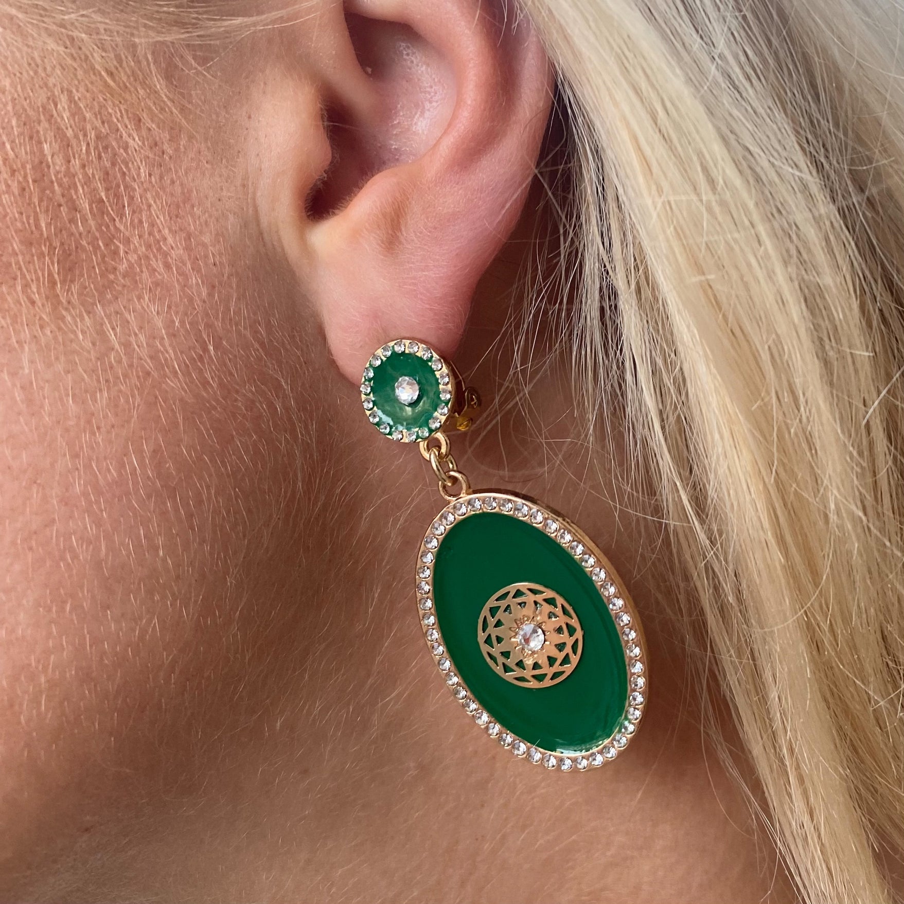 Boucles moyens modèles dorées Paula VERT GUCCI