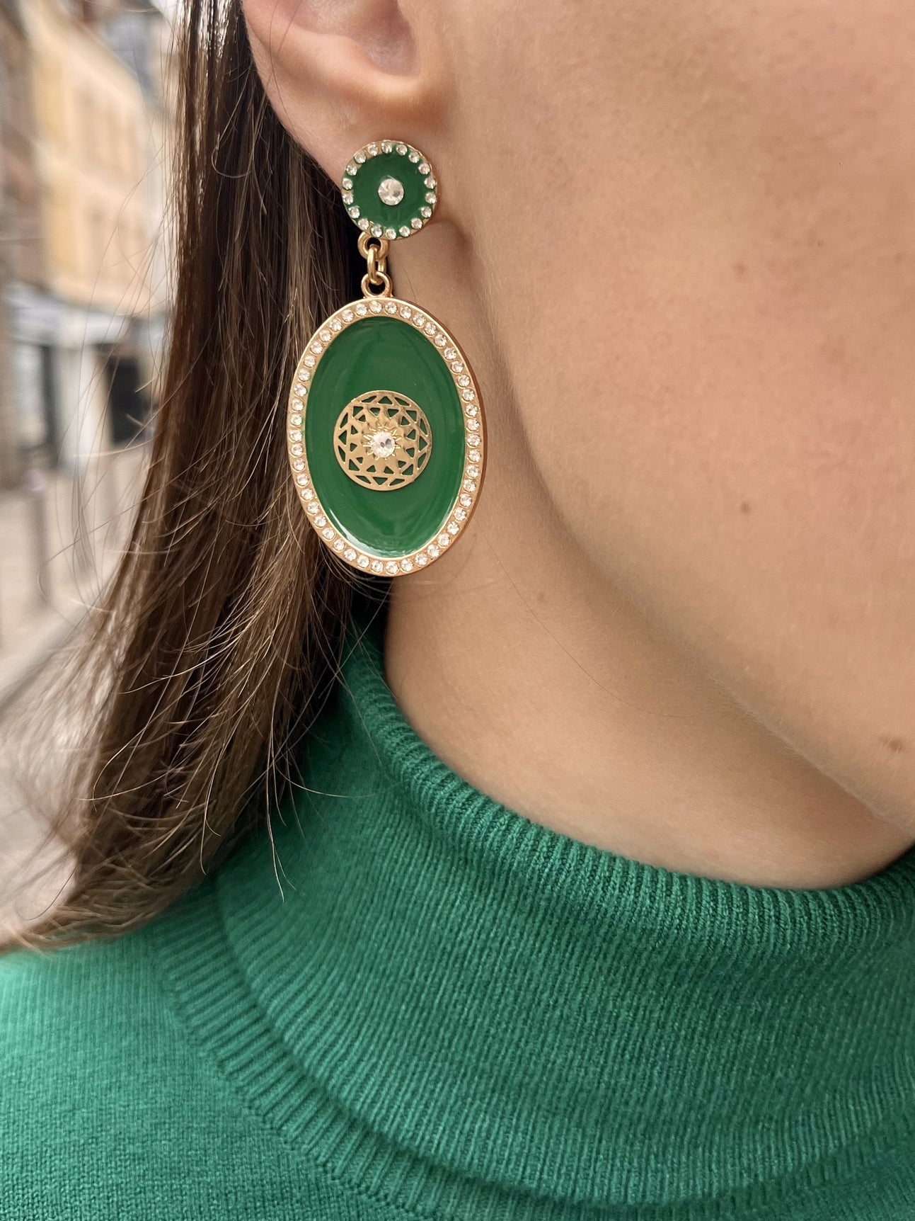 Boucles moyens modèles dorées Paula VERT GUCCI