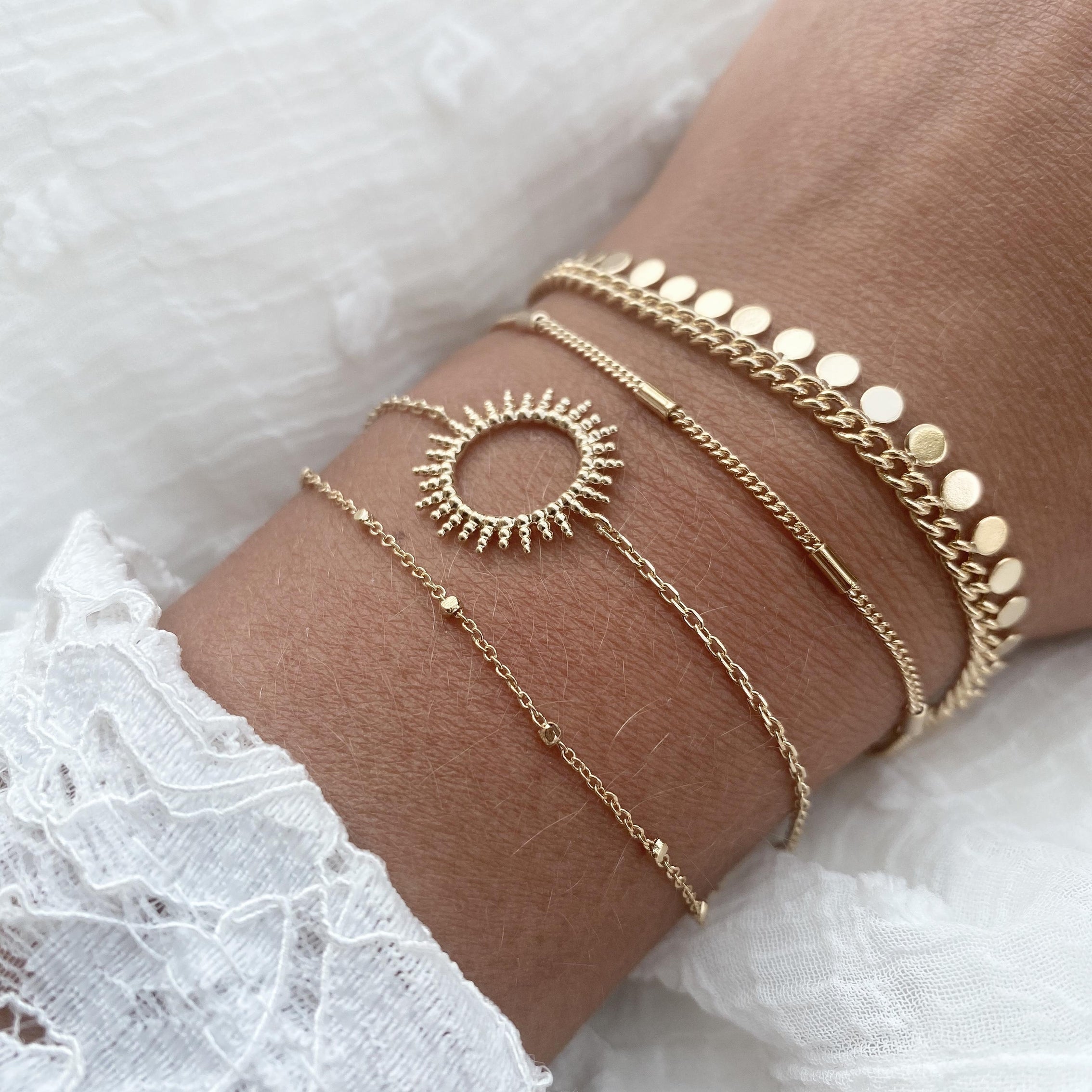 Bracelet soleil plaqué or