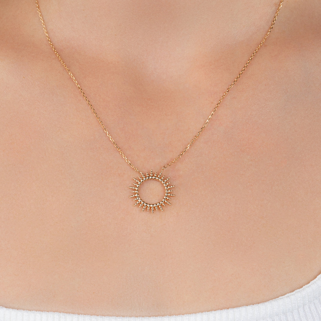 Collier soleil plaqué or