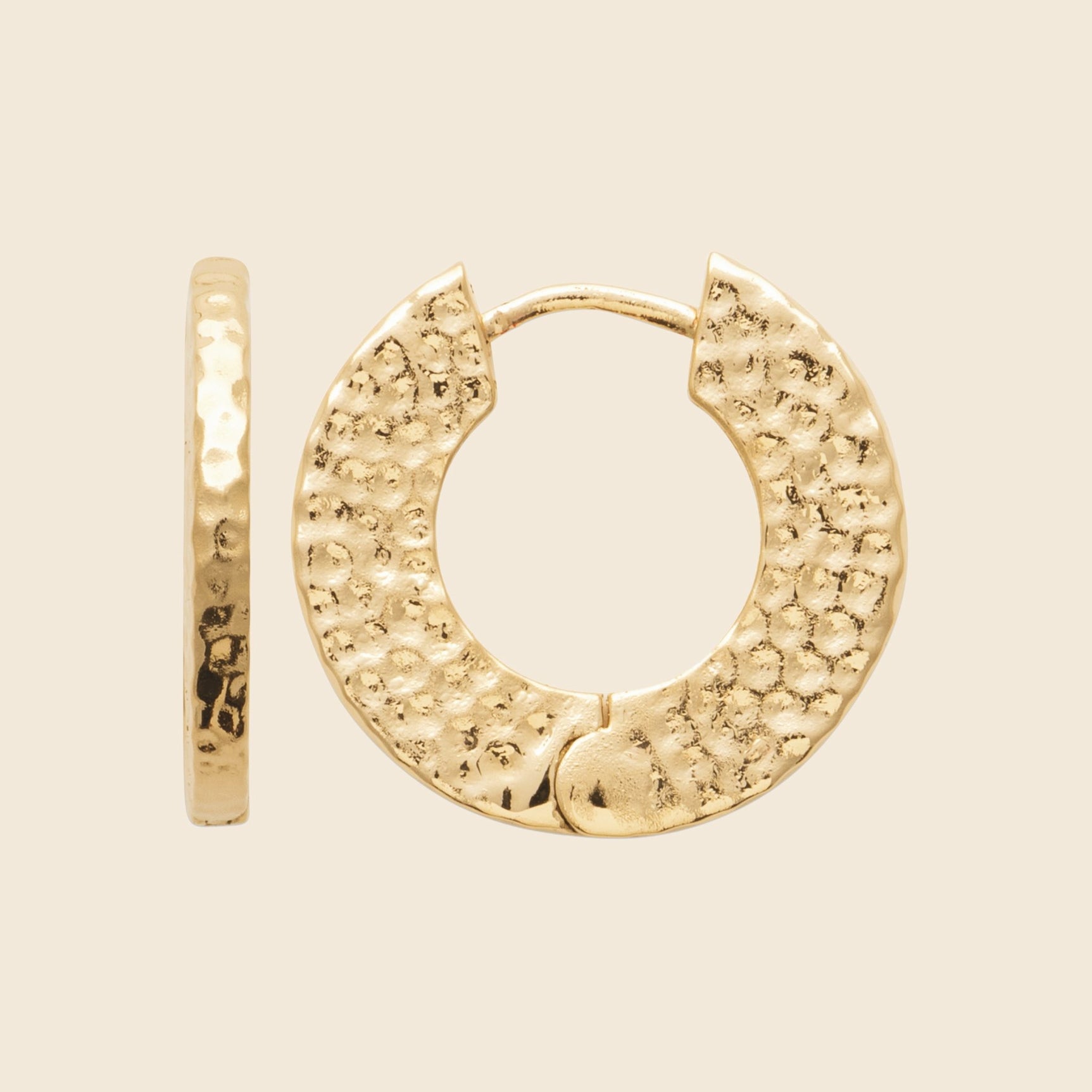 Créoles martelées plaqué or - 20 mm