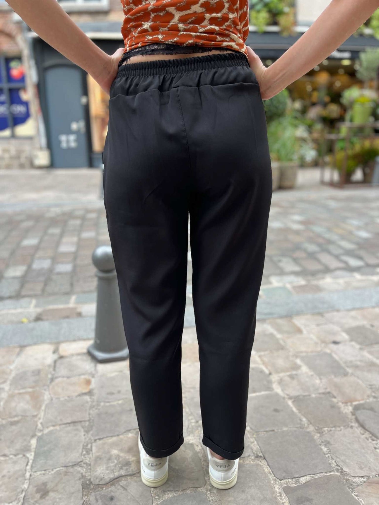 Pantalon large à nouer Layla – coupe fluide NOIR