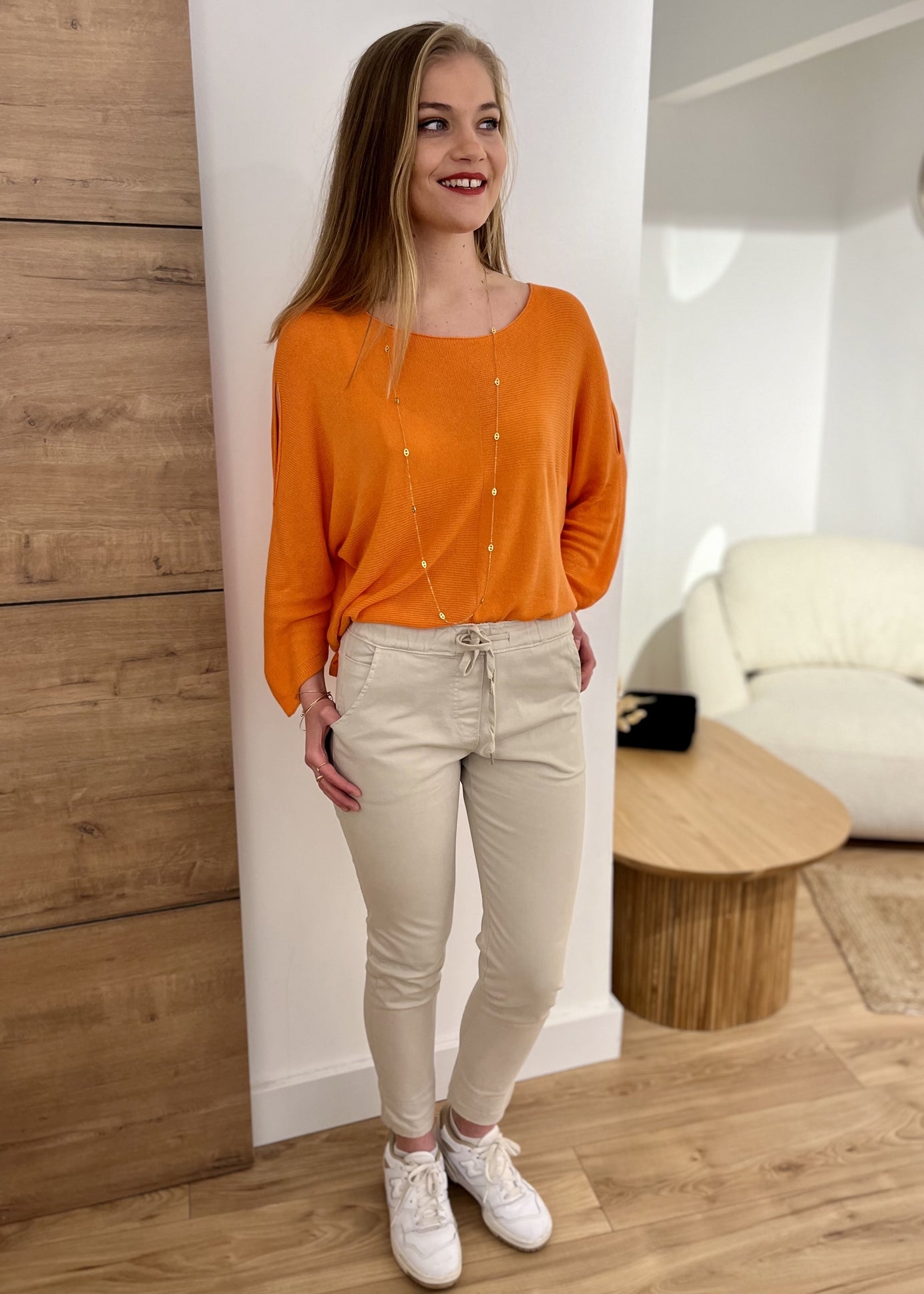 Pull col rond épaule dénudée ORANGE