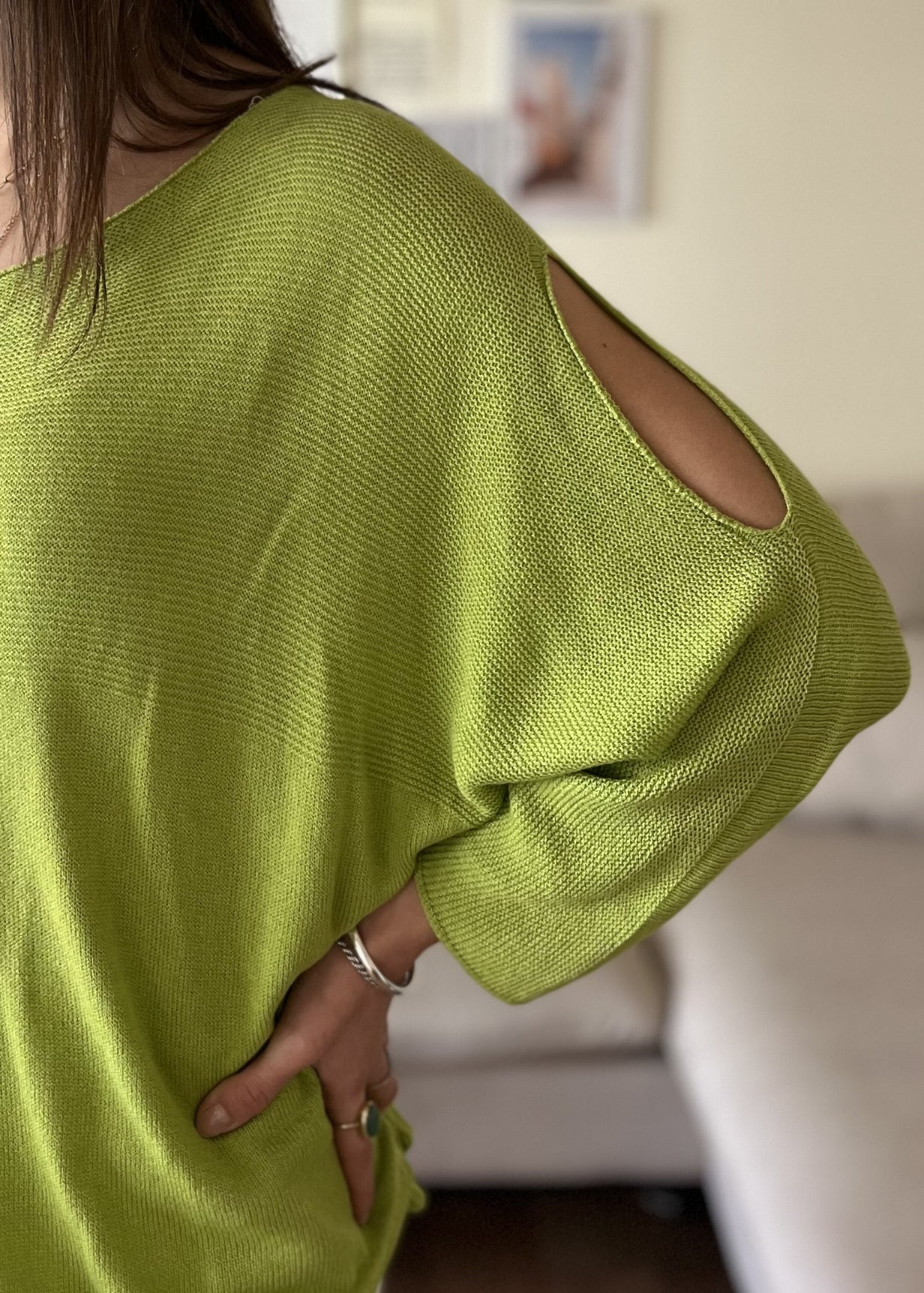 Pull col rond épaule dénudée POMME