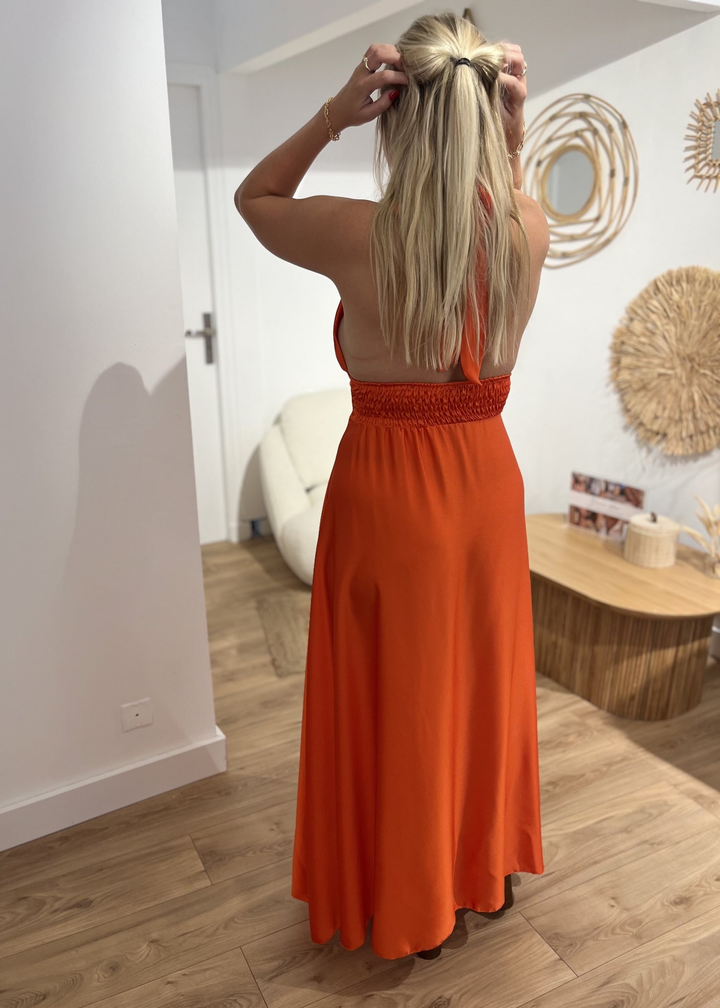 Robe longue satinée dos nu Jeanne ORANGE