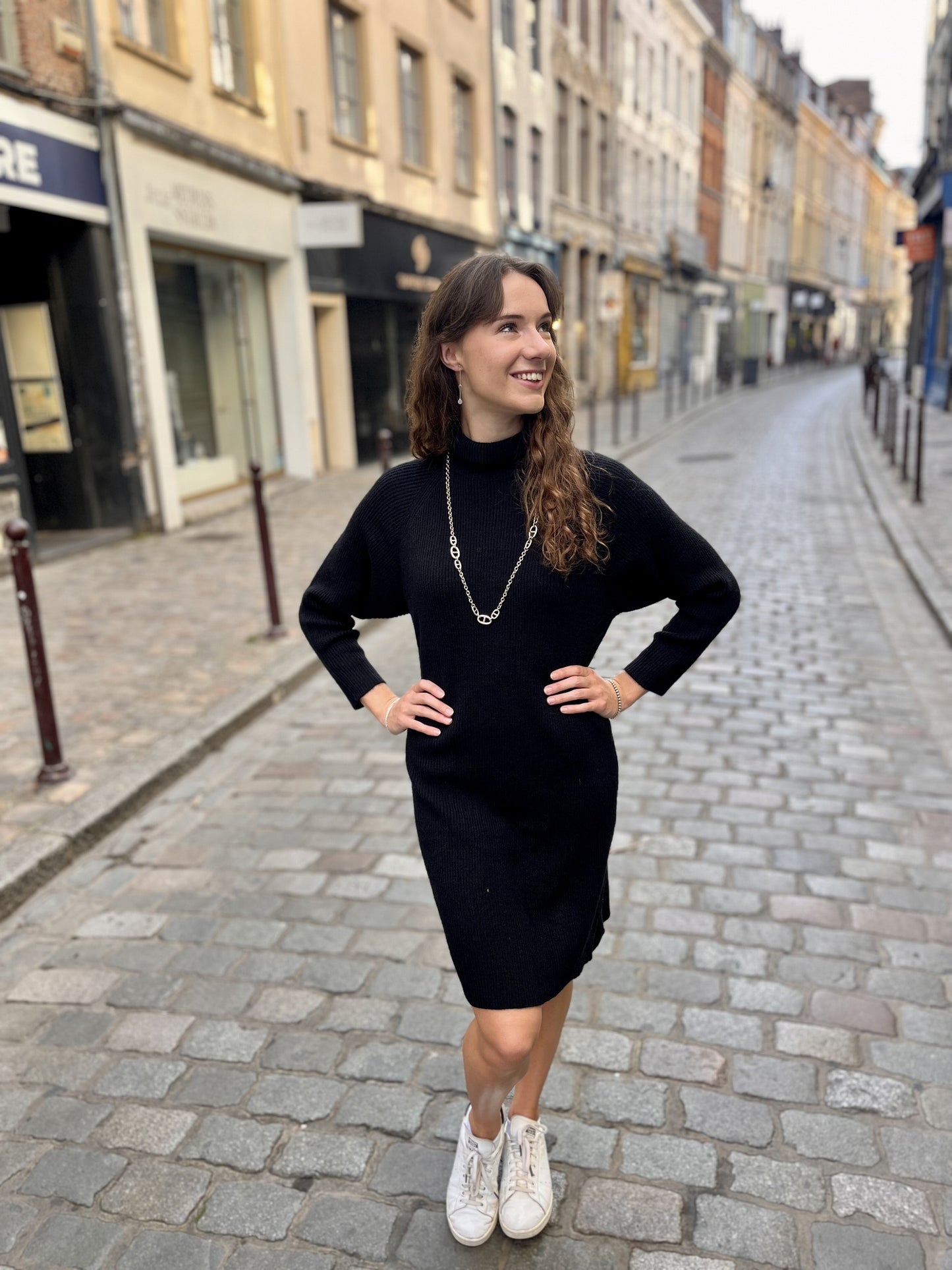 Robe pull NOIR