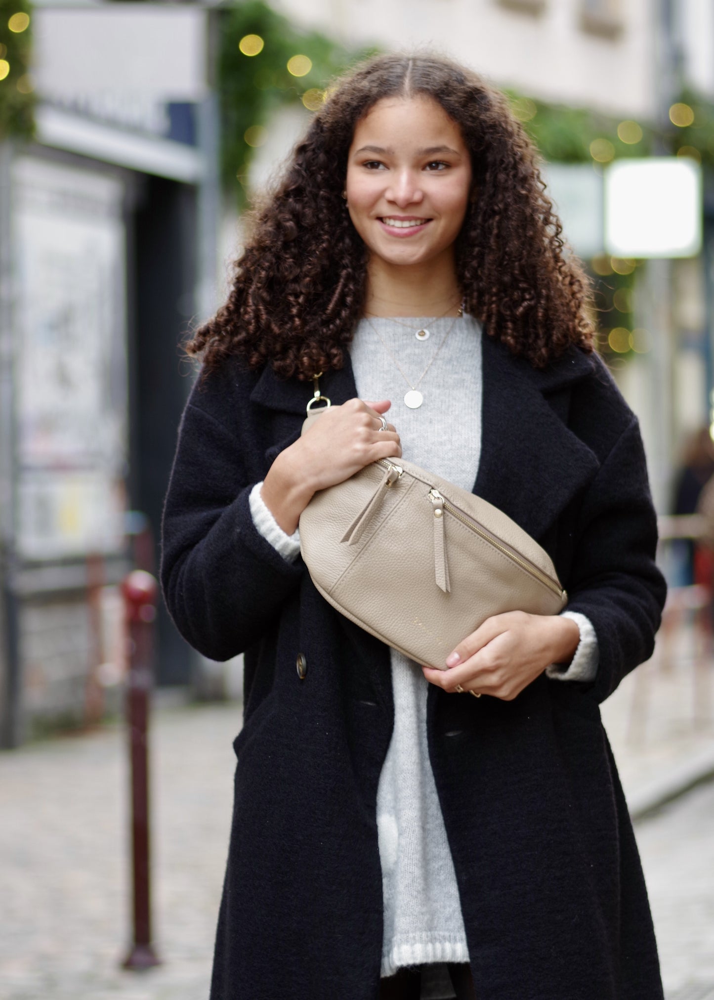 Sac banane moyen laurine TAUPE