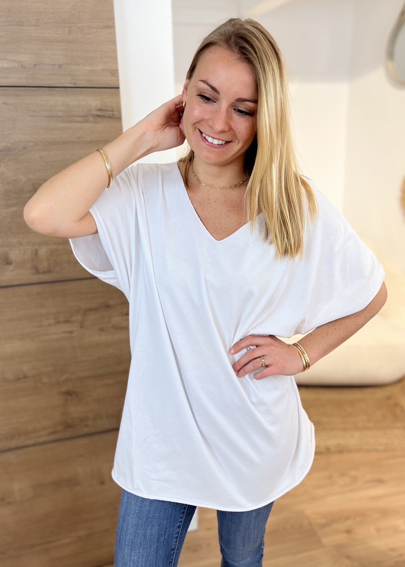 Tee-shirt uni col v lio BLANC