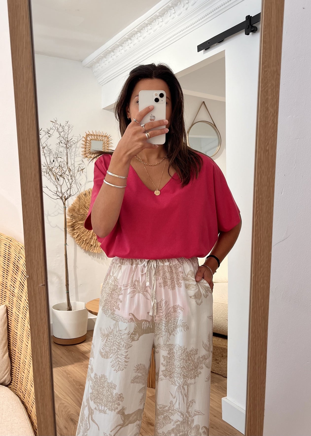 Tee-shirt uni col v lio FRAMBOISE