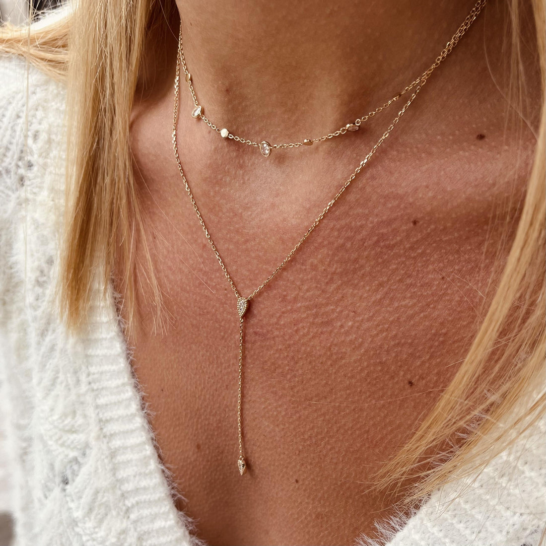 Collier cravate plaqué or