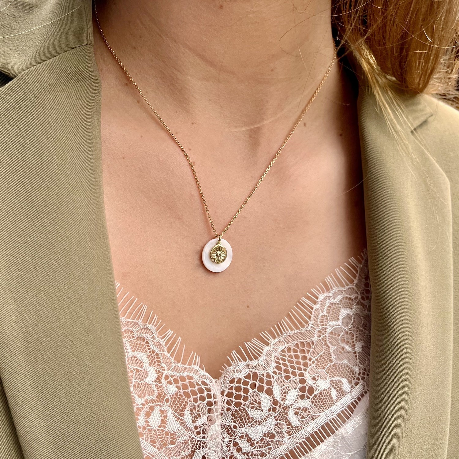 Collier plaqué or nacre Lola 