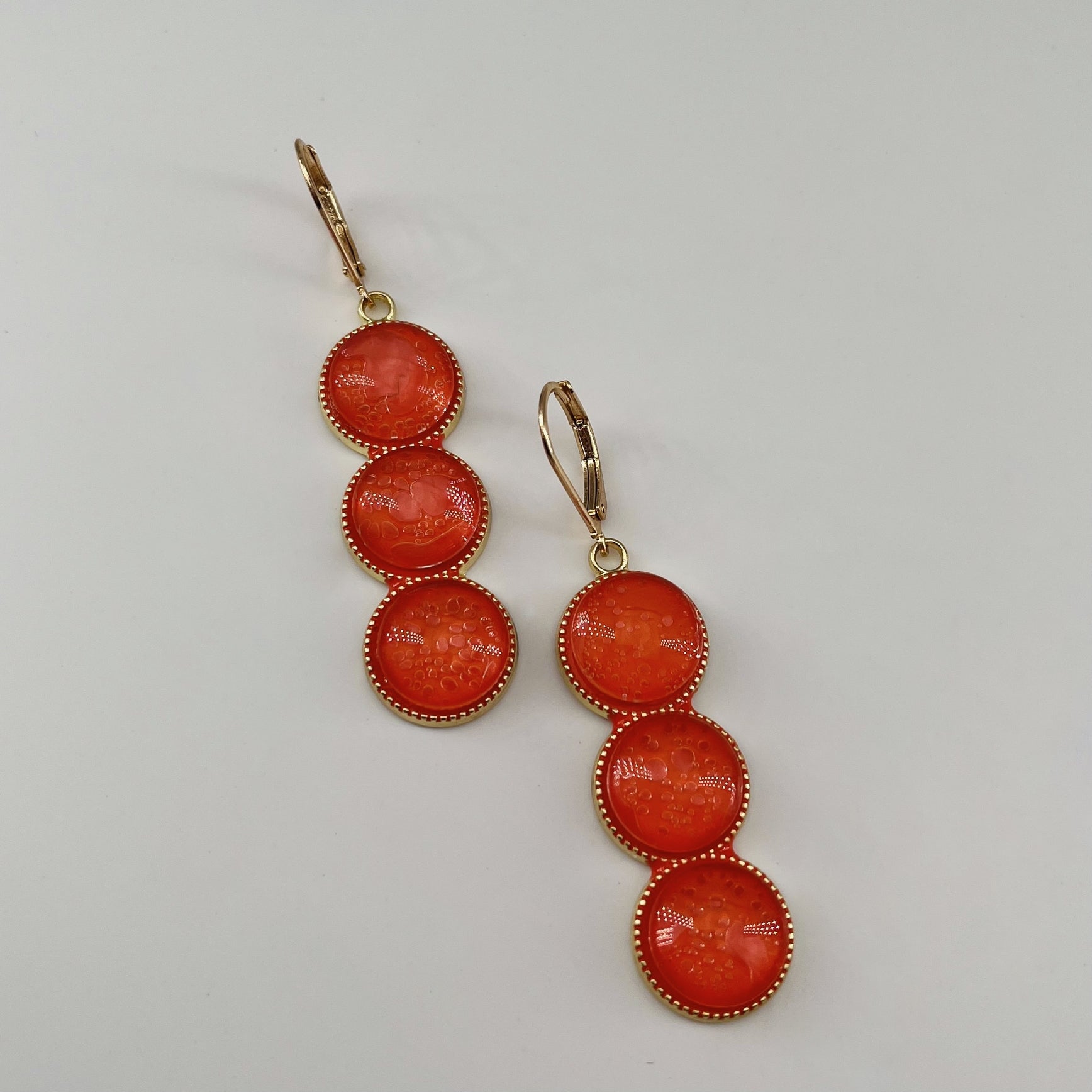 Dormeuses dorées petit modèle Fionna ORANGE