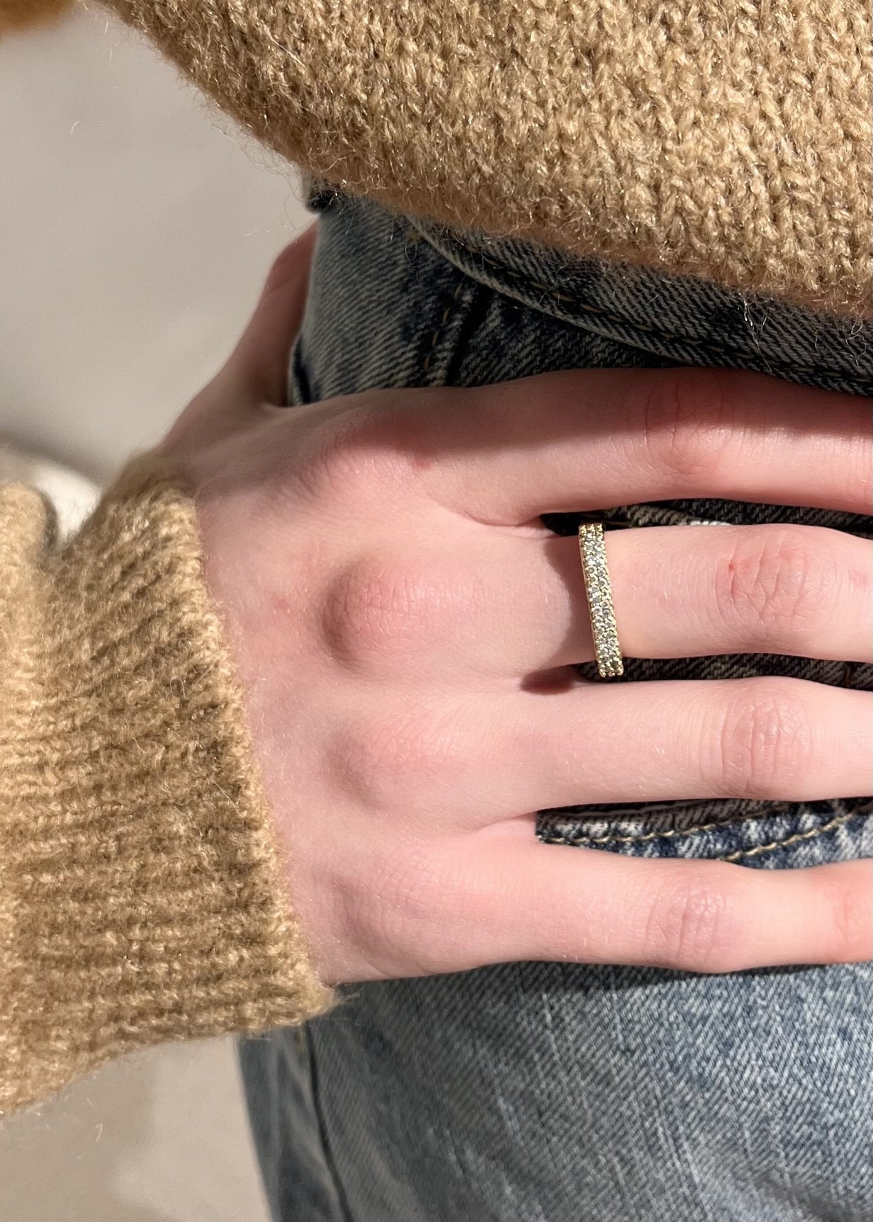 Bague carrée plaqué or pavée 