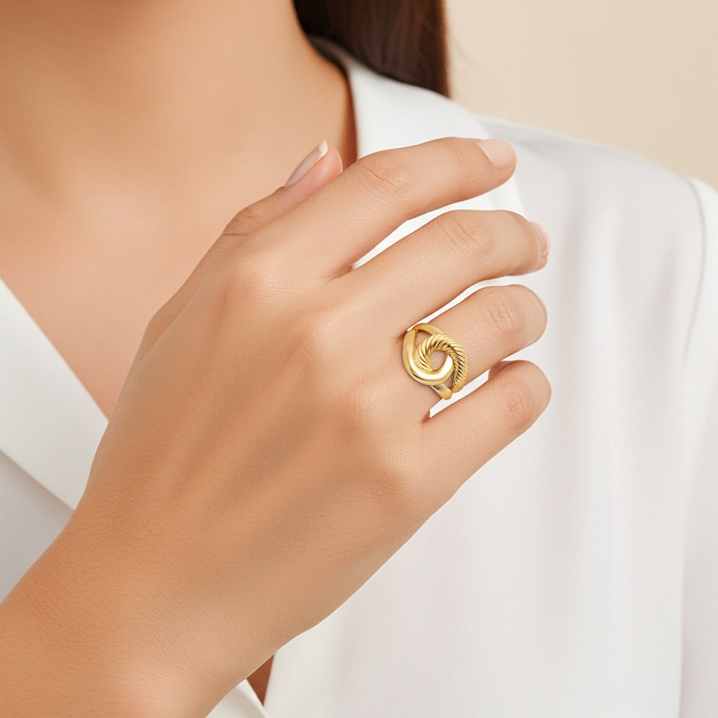 Bague entrelacée plaqué or 