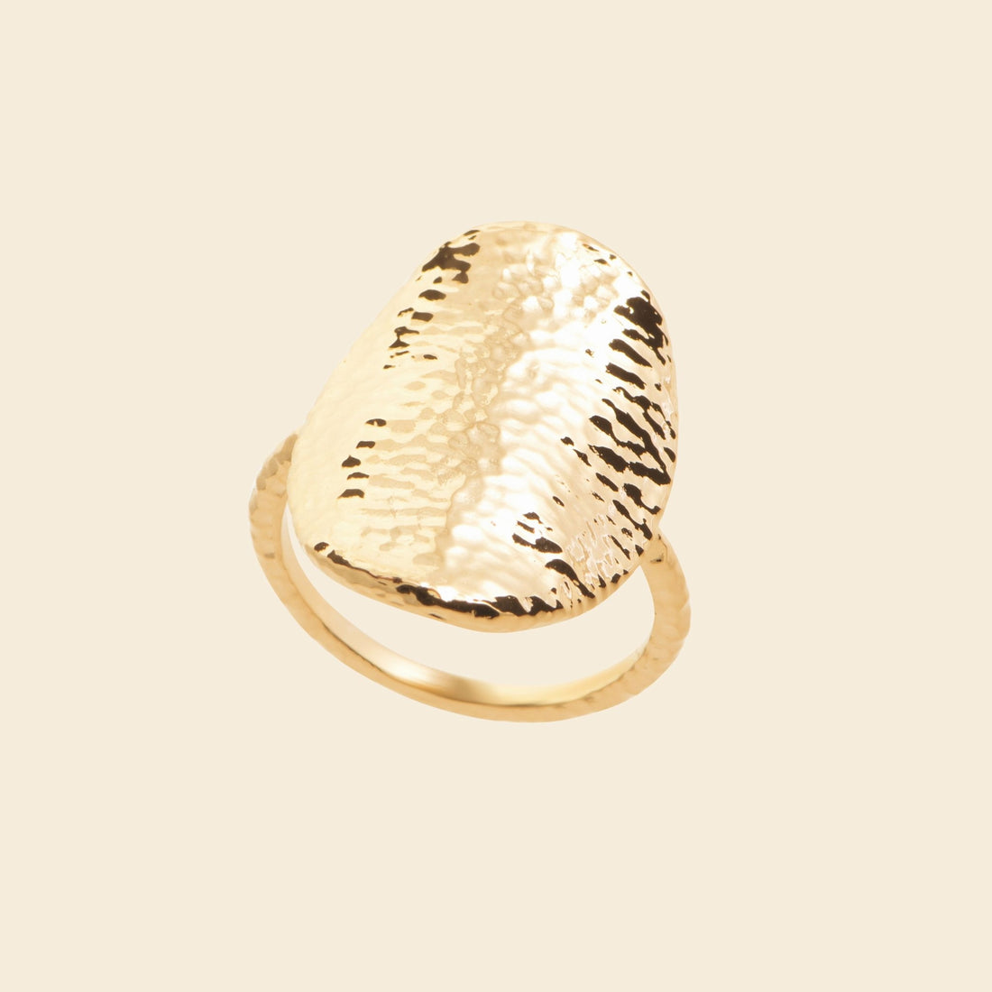 Bague martelée plaqué or 