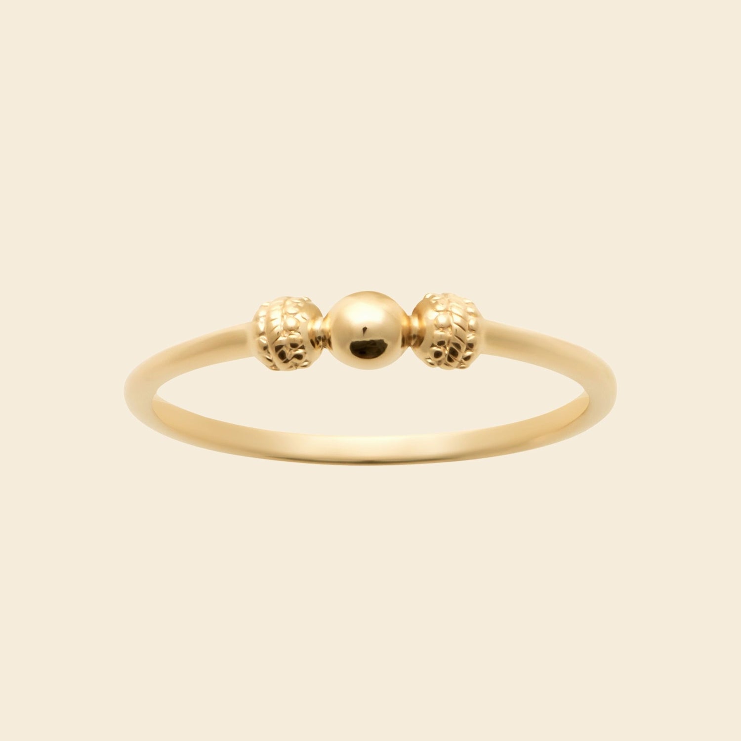 Bague perle centrale plaqué or 