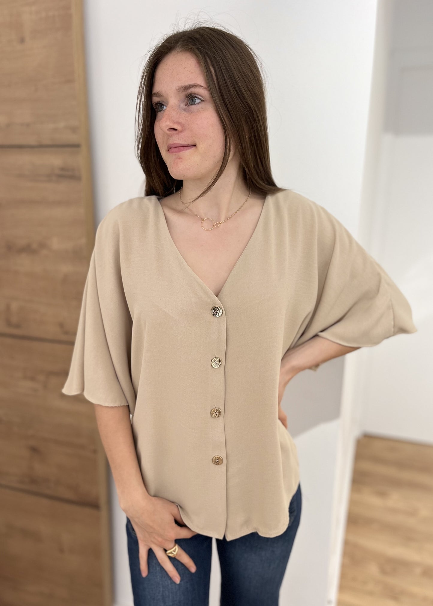 Blouse chloé Boutonnee mche courte BEIGE