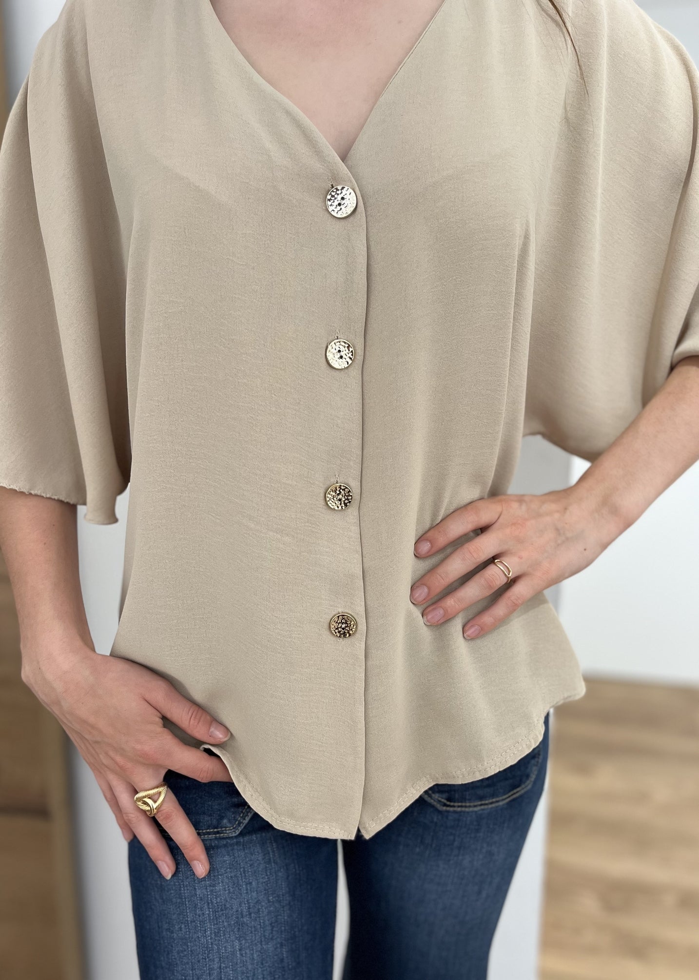 Blouse chloé Boutonnee mche courte BEIGE