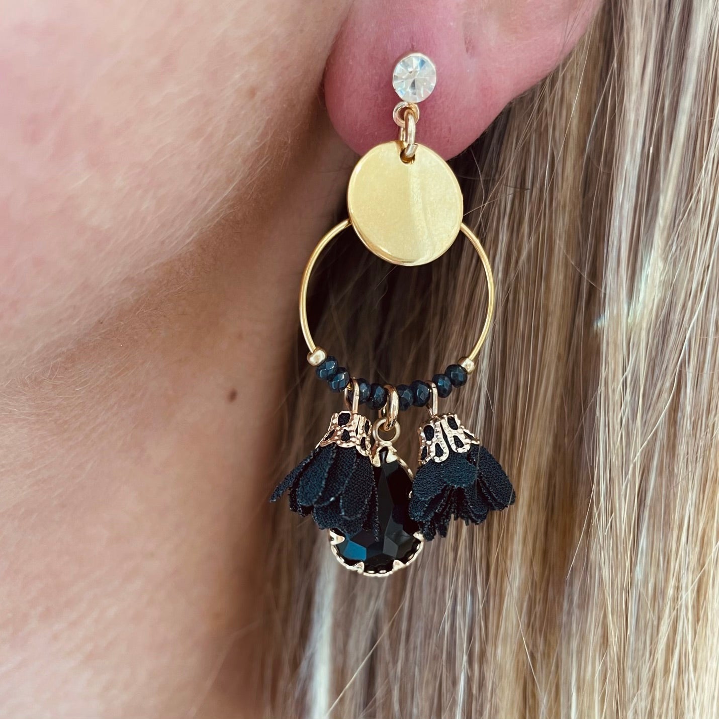 Boucles acier doré Bali petit modèle NOIR