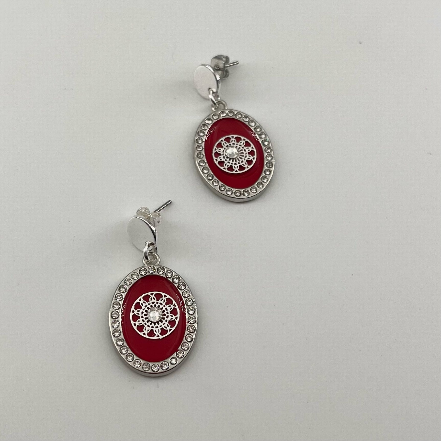 Boucles argentées petit modèle Paula ROUGE