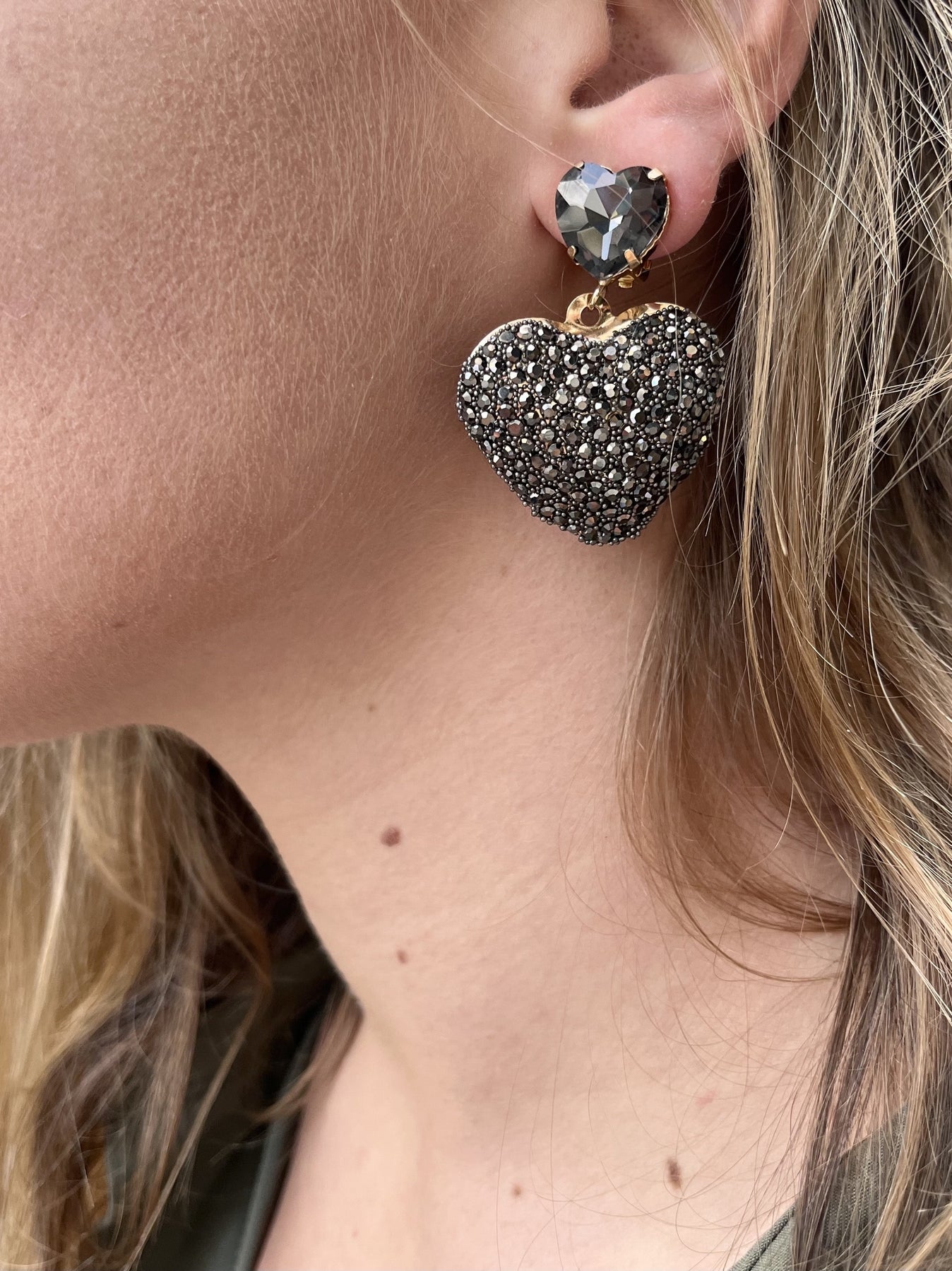 Boucles d'oreilles love Cristal NOIR