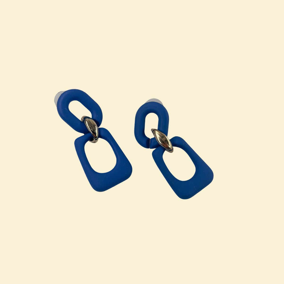 Boucles d’oreilles bleues – résine &amp; métal doré MARINE