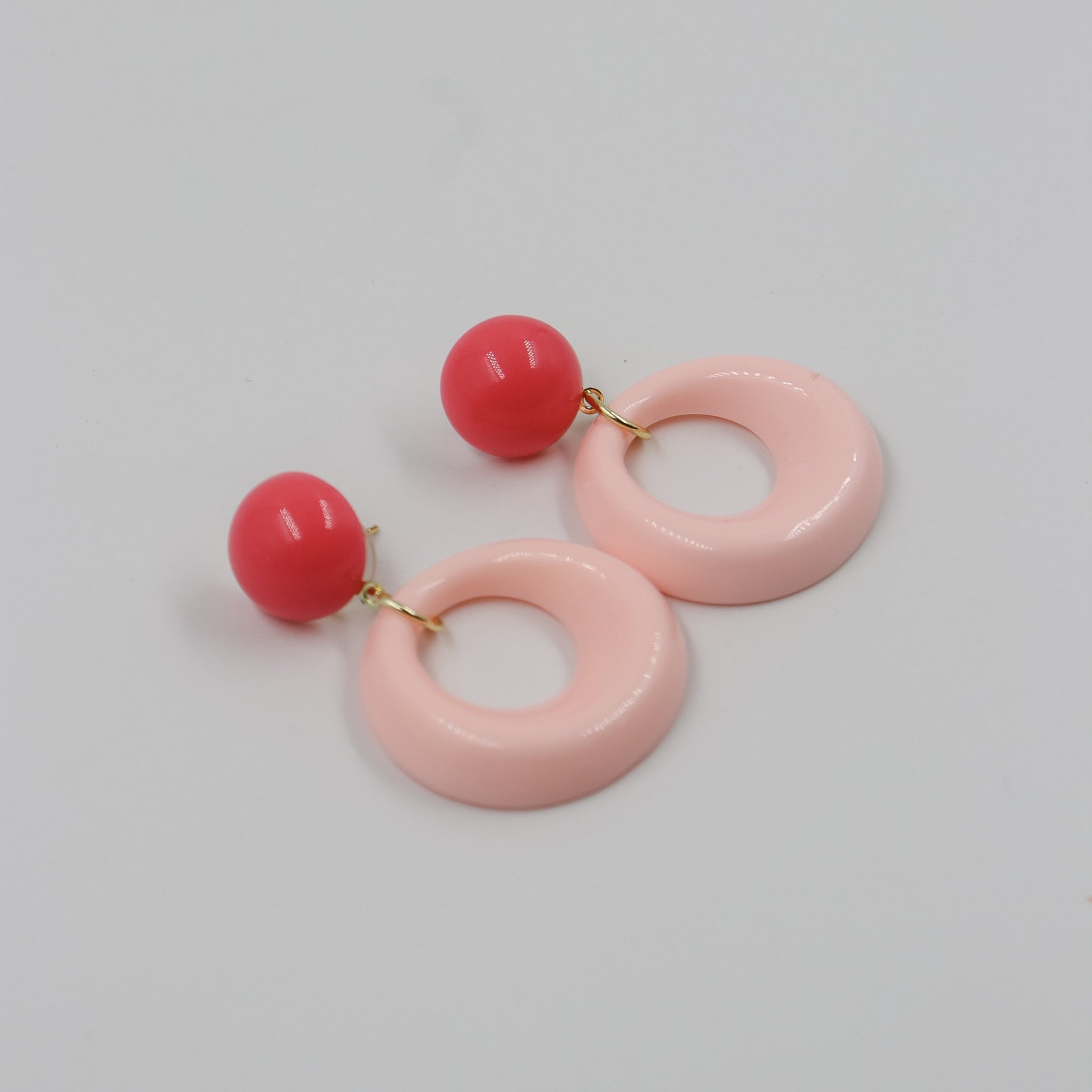 Boucles d’oreilles résine Glossy ROSE/FRAMBOISE