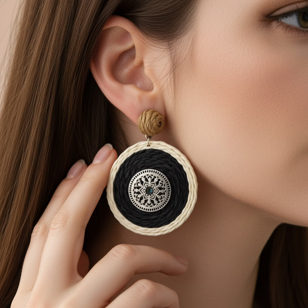 Boucles d’oreilles Solaria - raphia tressé NOIR