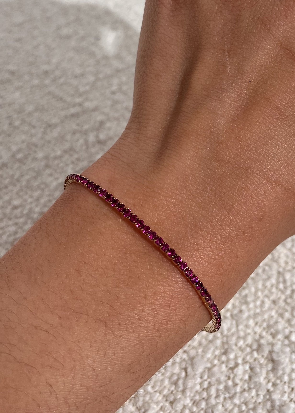 Bracelet élastique - pierres colorées FRAMBOISE