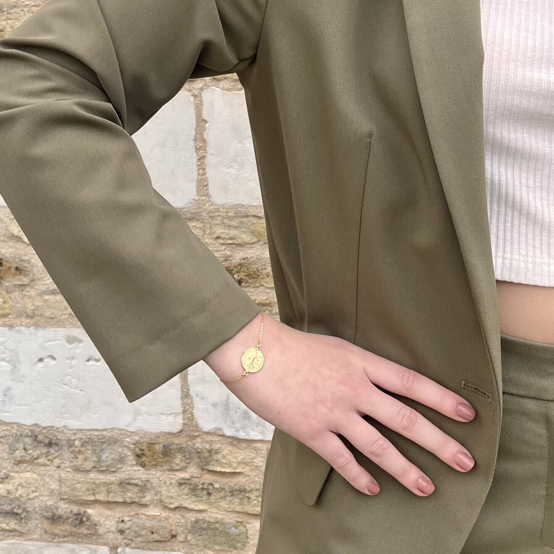 Bracelet médaille plaqué or France - création côte d’opale 