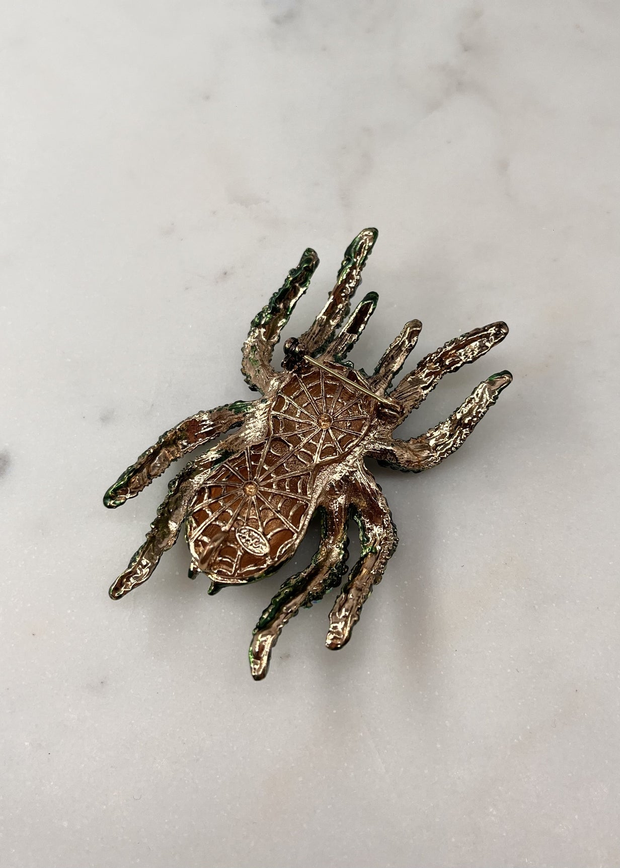 Broche mygale VERT