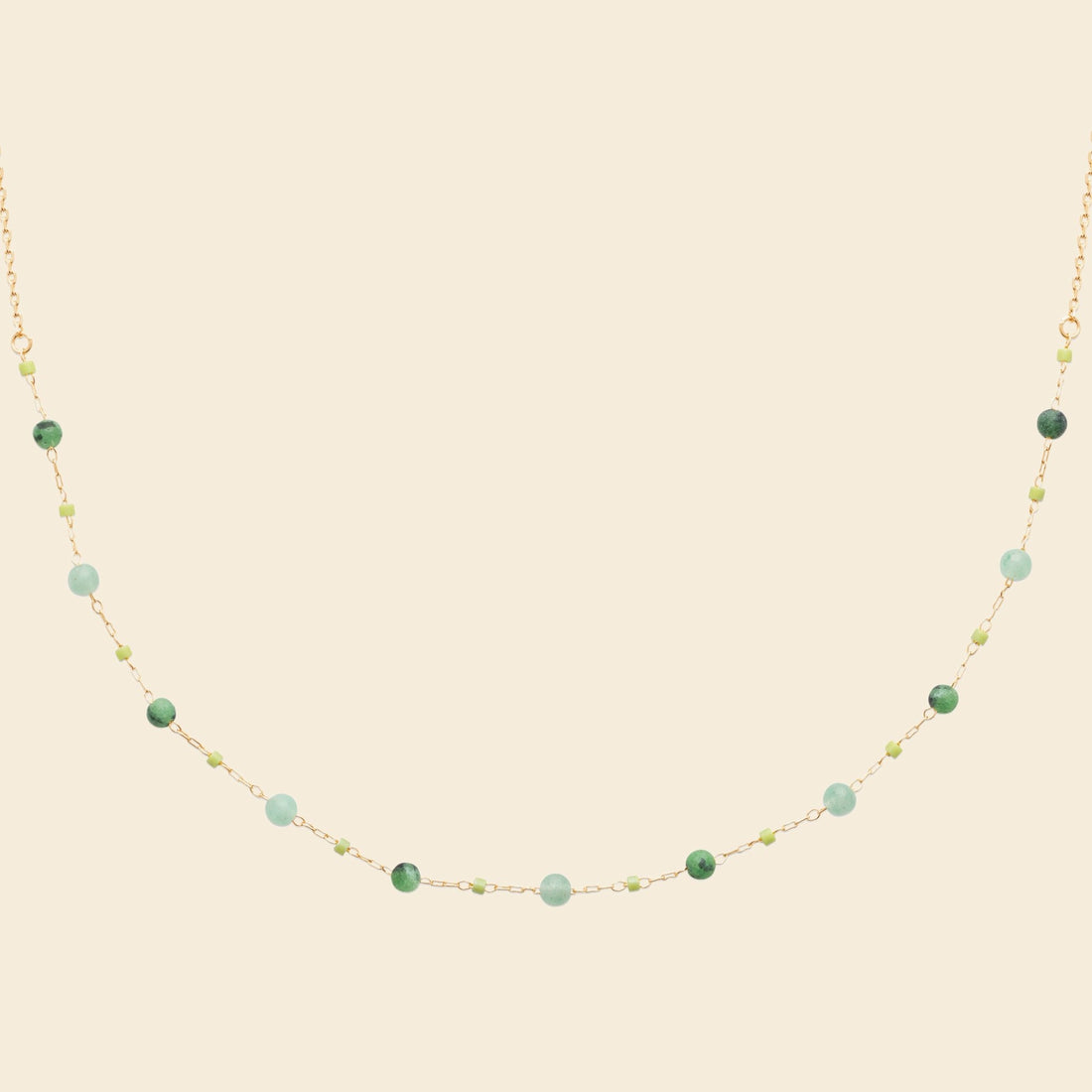 Collier plaqué or - perles rubis zoïsite 