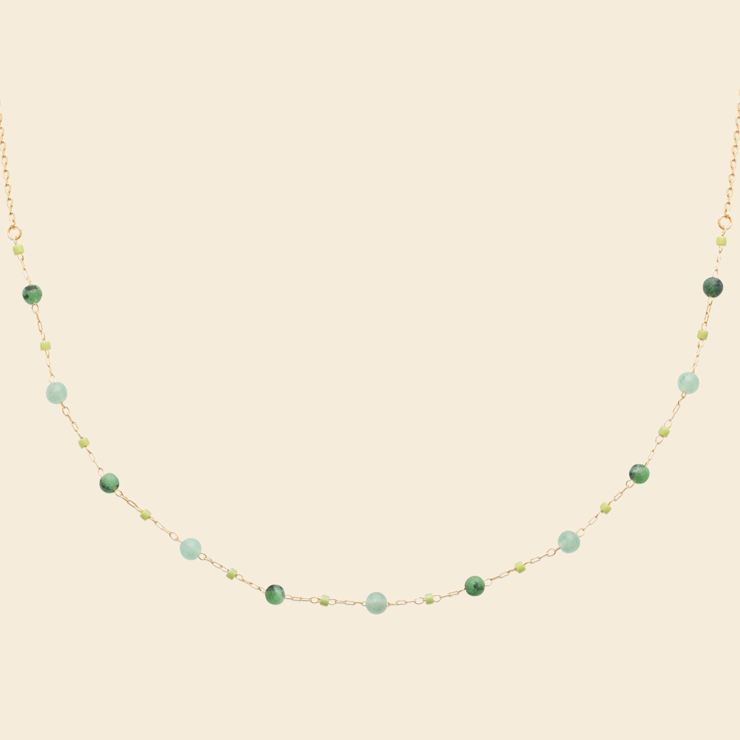 Collier plaqué or - perles rubis zoïsite 