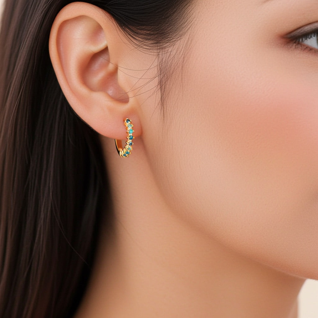 Créoles plaqué or - pierres bleues