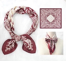 Foulard carré satiné 70x70 cm - imprimé graphique BORDEAUX