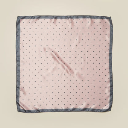 Foulard rose à étoiles grises 50x50 cm – douceur et élégance ROSE
