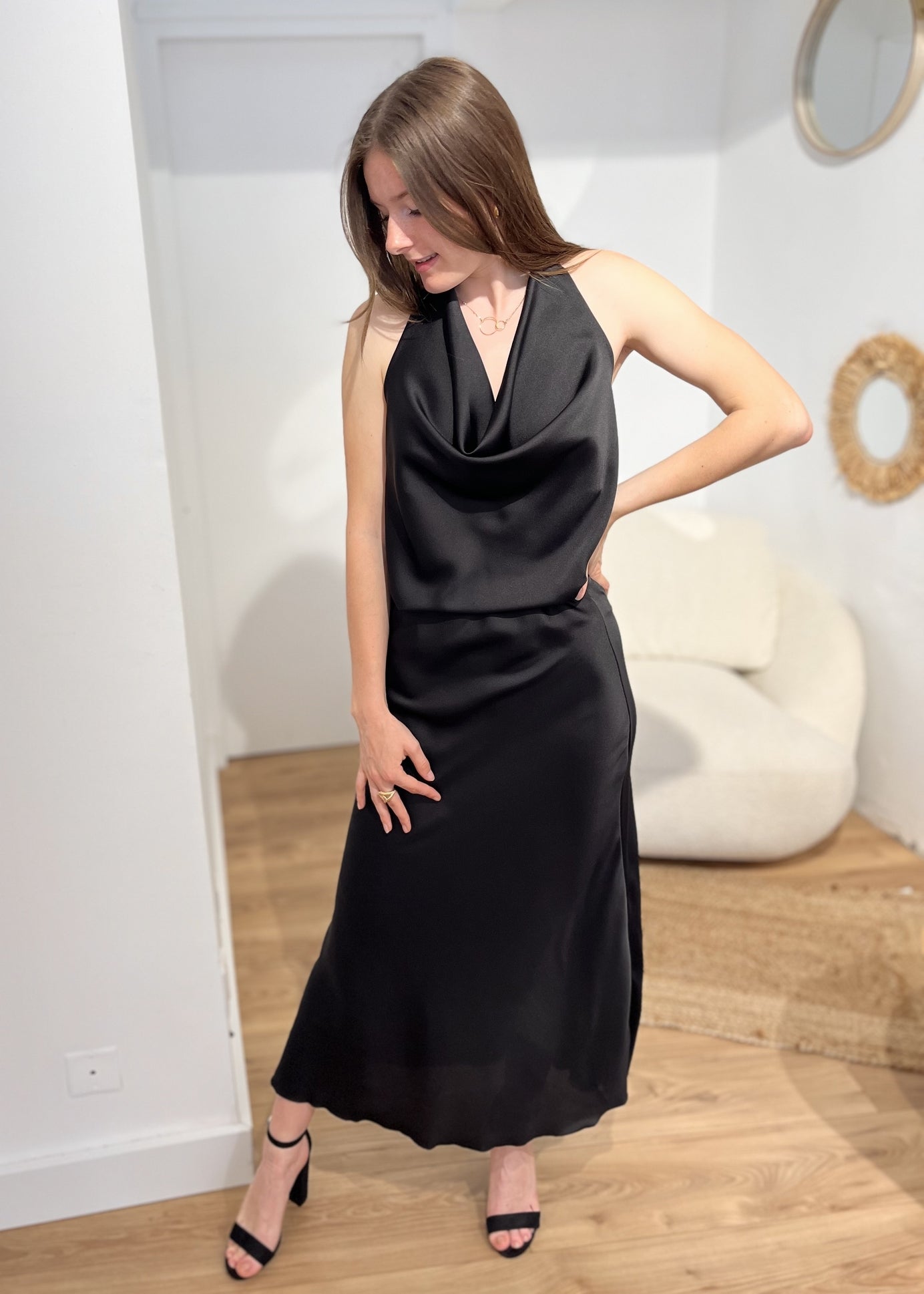 Jupe longue satin angèle NOIR
