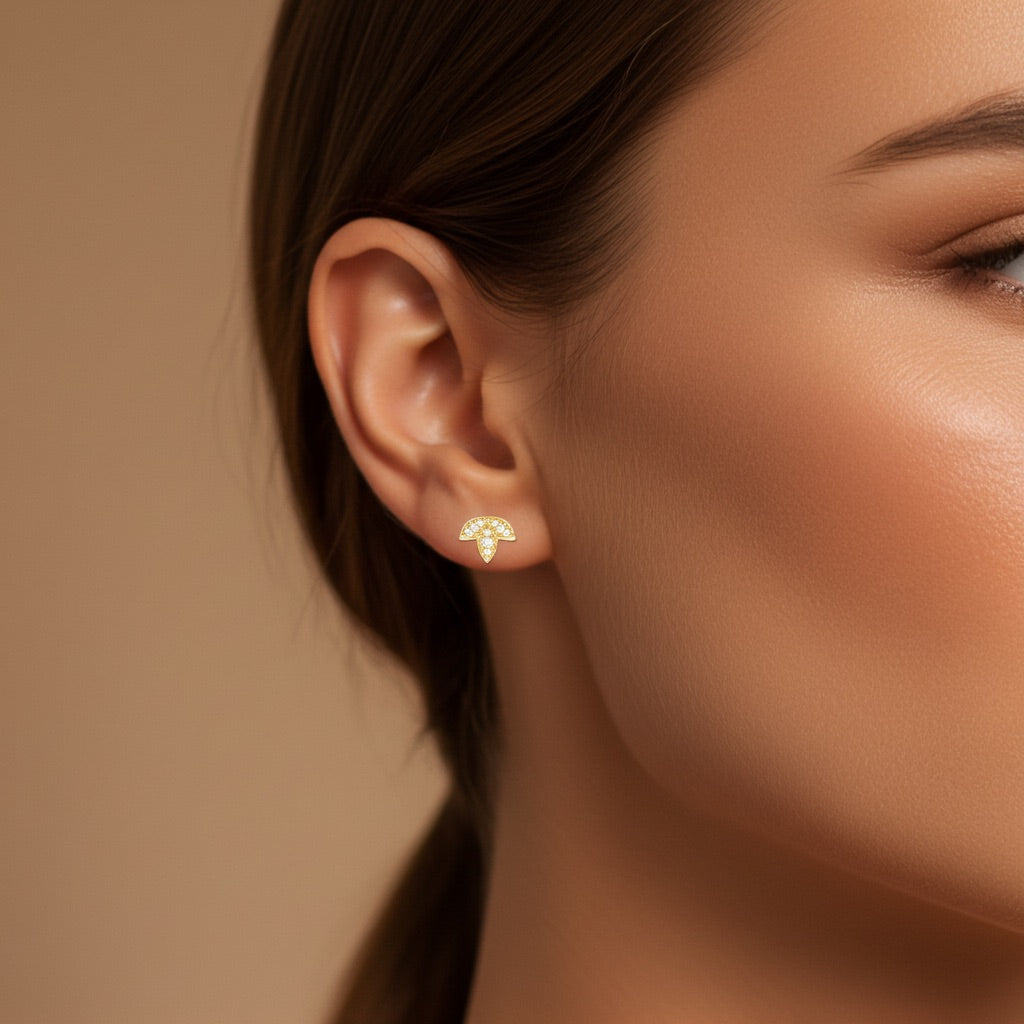 Puces d’oreilles plaqué or - fleur 