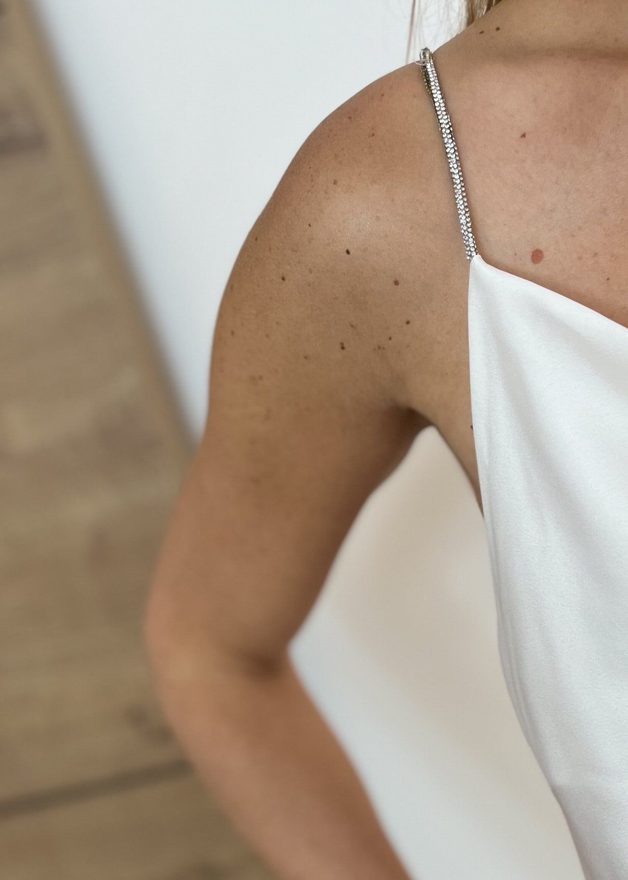 Robe courte satin bretelles Strass dixie BLANC