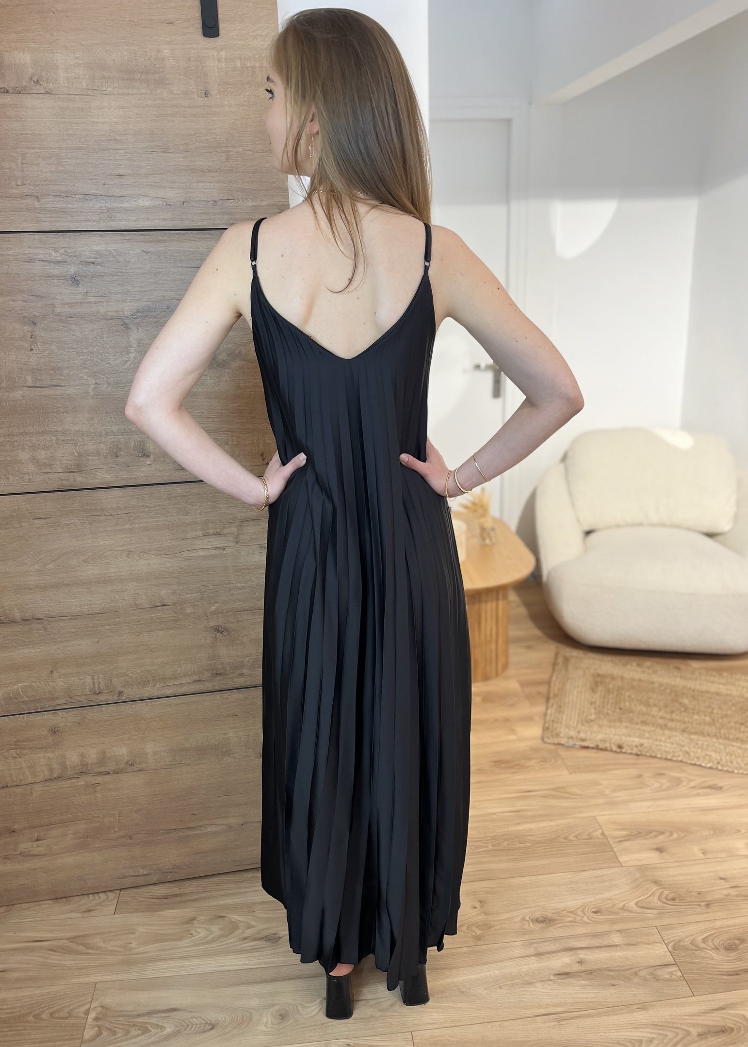 Robe longue bretelle plissée Satin pia NOIR