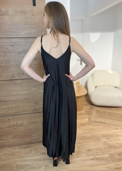 Robe longue bretelle plissée Satin pia NOIR