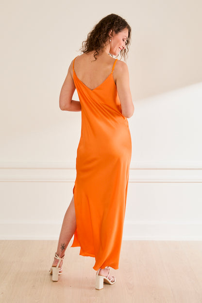 Robe satinée Camille - longue et fluide ORANGE
