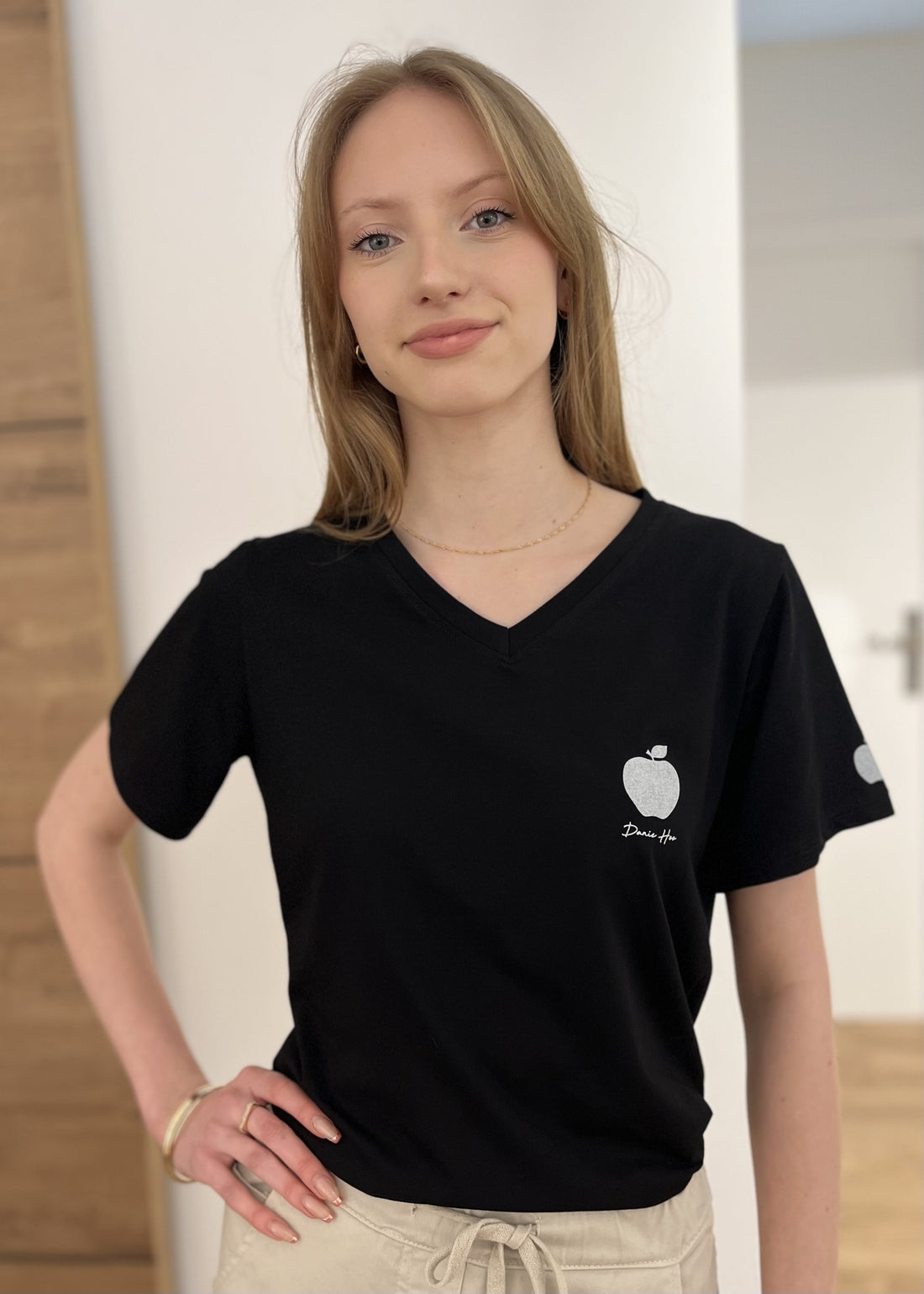 T-shirt imprimé Pomme – 100% coton doux NOIR