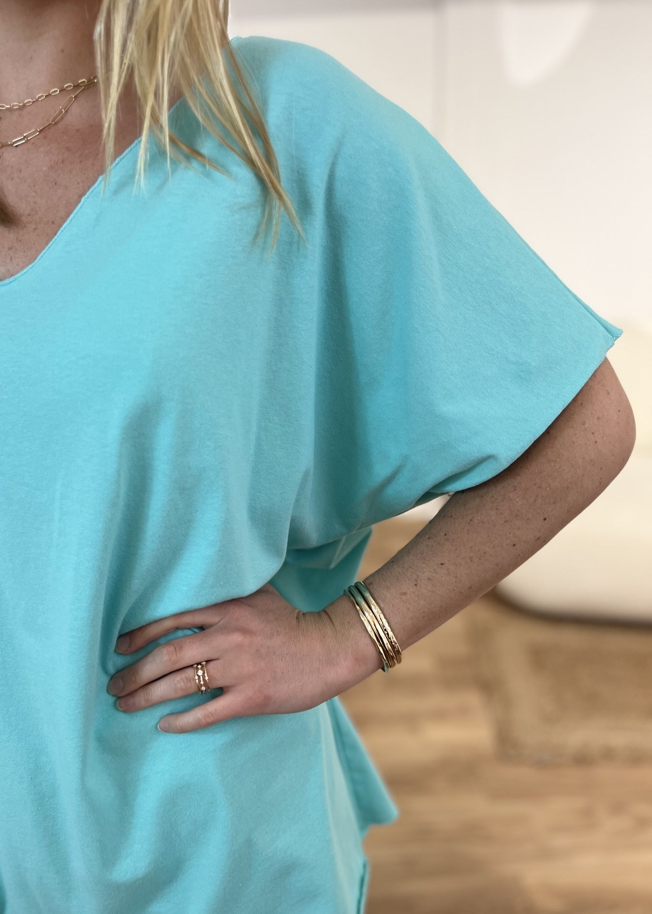 Tee-shirt uni col v lio TURQUOISE