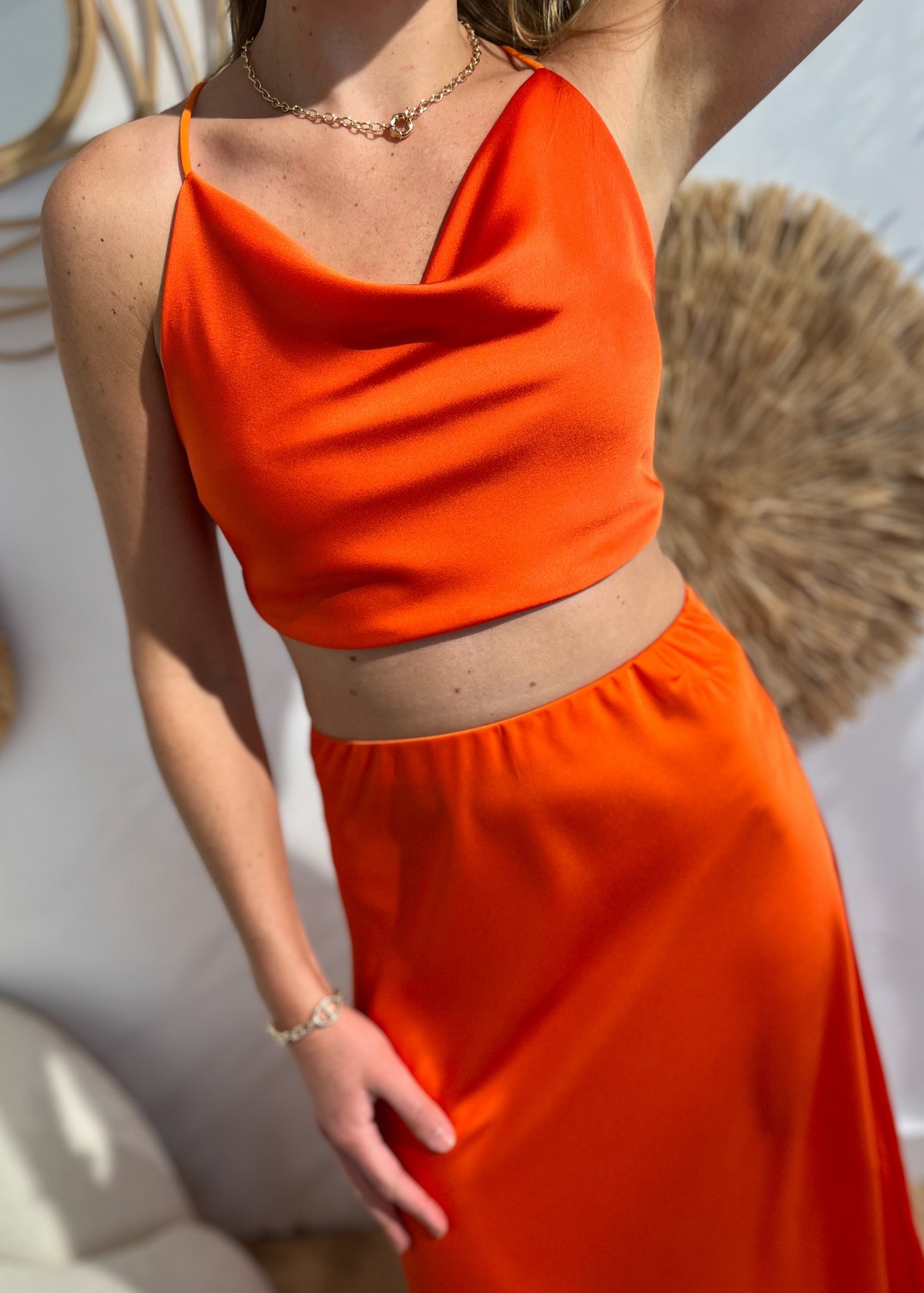 Top dos nu satin méline ORANGE