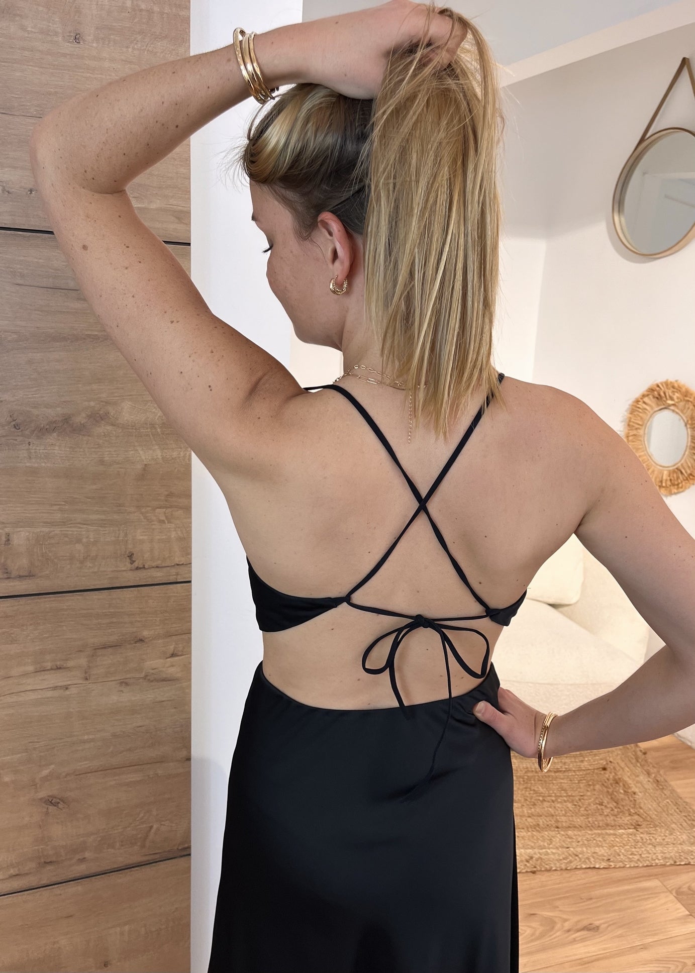 Top dos nu satin méline NOIR